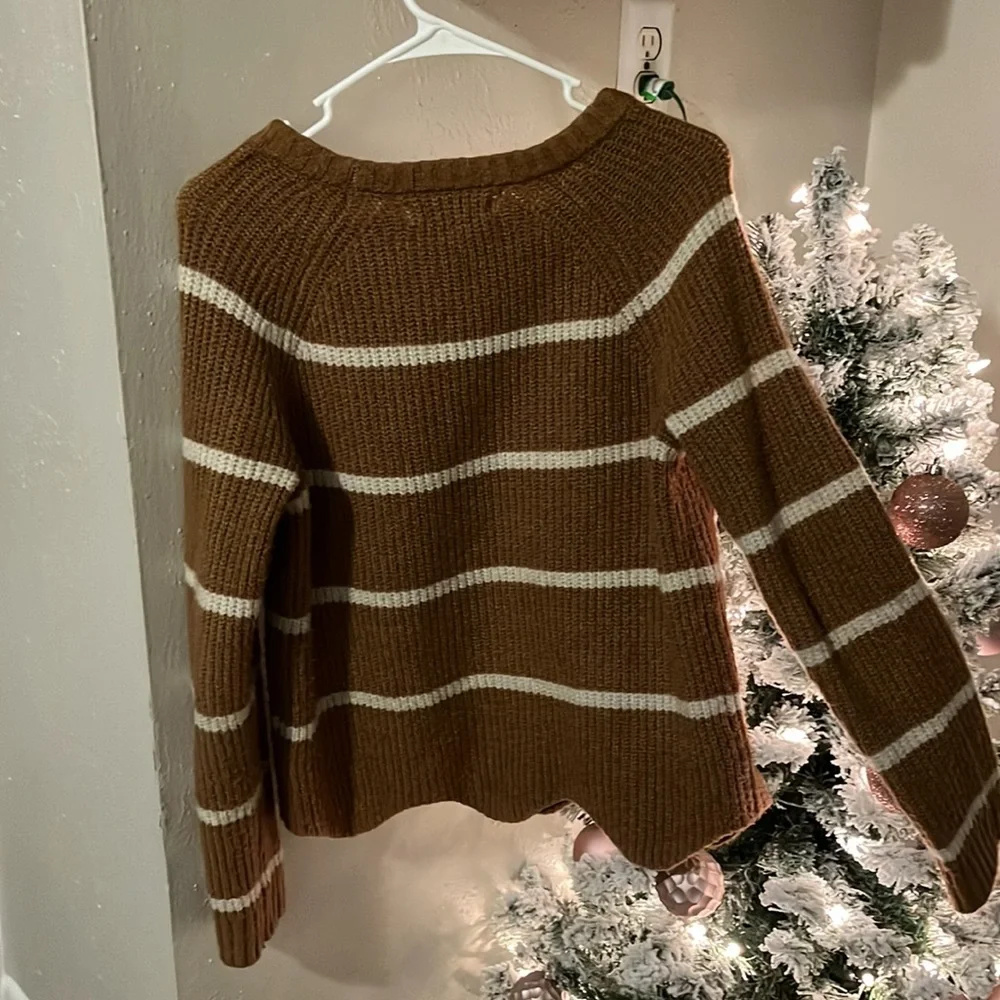 Super comfy sweater - Picture 3 of 3